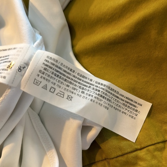 Abercrombie & Fitch Soft A&F Collection White Deep V Neck Sleeveless Bodysuit M - Picture 9 of 10